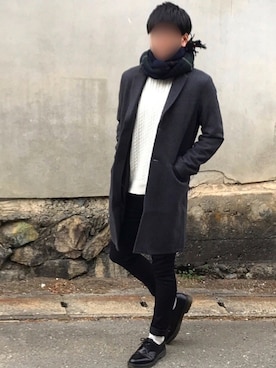 「koe（コエ）のアイテム（チェスターコート）」を使った、sakoさん（メンズ・177cm）の冬コーディネート