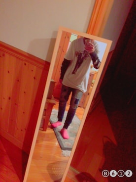 「BILLABONG（ビラボン）のアイテム（Tシャツ/カットソー、ブラック系）」を使った、ゆーだいさん（メンズ・167cm）の春コーディネート