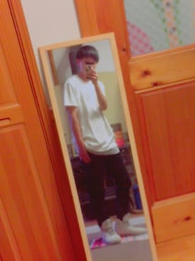 「BILLABONG（ビラボン）のアイテム（Tシャツ/カットソー、ホワイト系）」を使った、ゆーだいさん（メンズ・167cm）の夏コーディネート