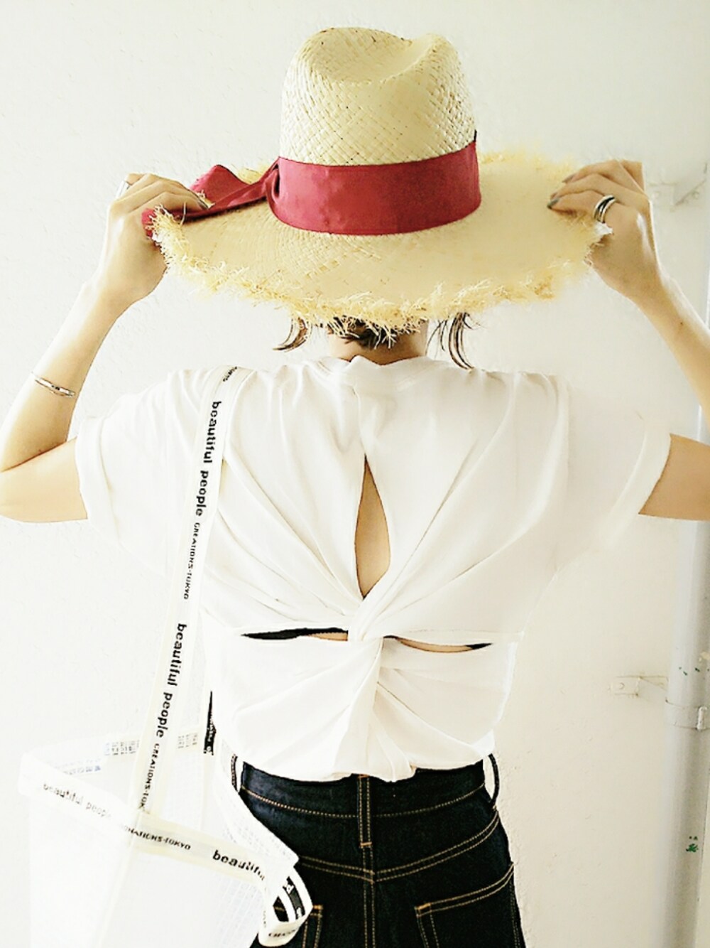 TODAYFUL/トゥデイフル/Back Twist Tee TODAYFUL（トゥデイフル）の「TODAYFUL(トゥディフル) ''Back Twist