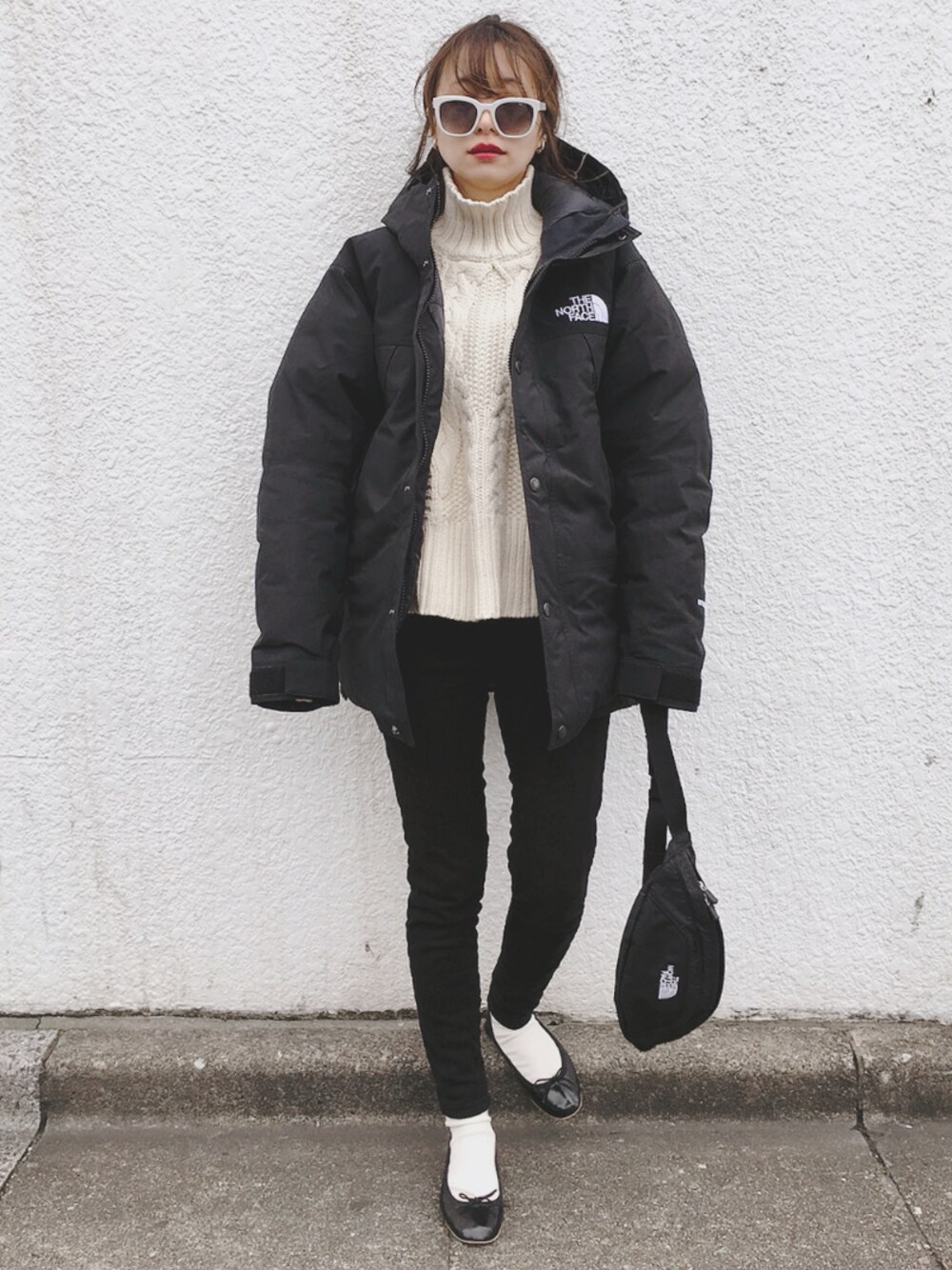 コマさんさんの「Mountain Down Jacket（THE NORTH FACE）」を使ったコーディネート