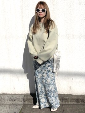 「TODAYFUL（トゥデイフル）のVintageプリントトートバッグ（トートバッグ）」を使った、コマさんさん（レディース・154cm）の春コーディネート