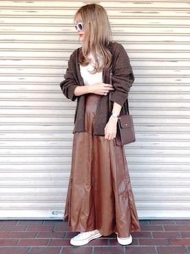 「Chico（チコ）のレザーロングフレアスカート/レザースカート（スカート）」を使った、コマさんさん（レディース・154cm）の秋コーディネート