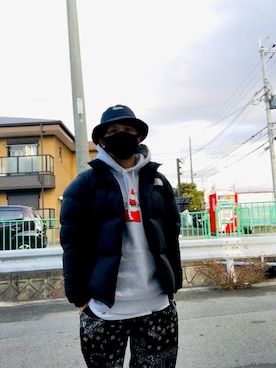 「ザノースフェイス」｜「アイテム（スウェット）」を使った、T.O.M.Oさんさん（メンズ・166cm）の冬コーディネート