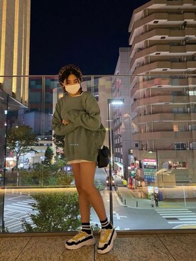 「FIG&VIPER（フィグアンドバイパー）のアイテム（スニーカー）」を使った、さかもと りんなさん（レディース・158cm）の冬コーディネート