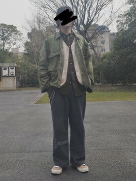 塌鼻ziさんのコーディネート