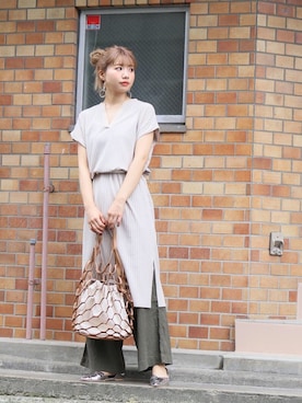 「reca（レカ）のアイテム（バッグ）」を使った、recastaffさん（レディース・167cm）の春コーディネート