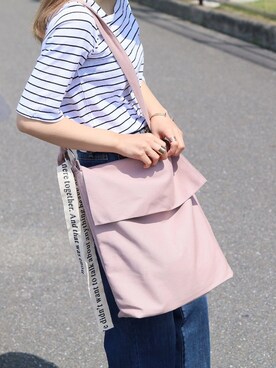 「reca（レカ）のアイテム（バッグ）」を使った、recastaffさん（レディース・167cm）の春コーディネート