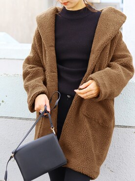 「reca（レカ）のアイテム（チェスターコート）」を使った、recastaffさん（レディース・167cm）の冬コーディネート