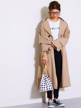 「reca（レカ）のアイテム（トレンチコート）」を使った、recastaffさん（レディース・167cm）の冬コーディネート