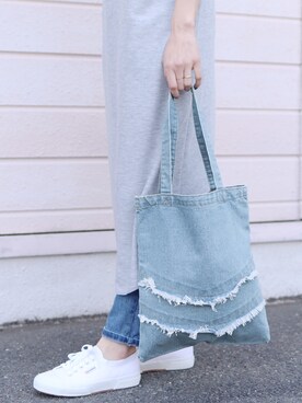 「reca（レカ）のアイテム（バッグ）」を使った、recastaffさん（レディース・167cm）の春コーディネート