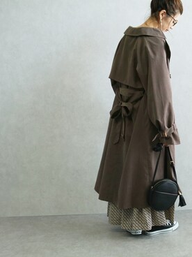 「reca（レカ）のアイテム（トレンチコート）」を使った、recastaffさん（レディース・167cm）の夏コーディネート