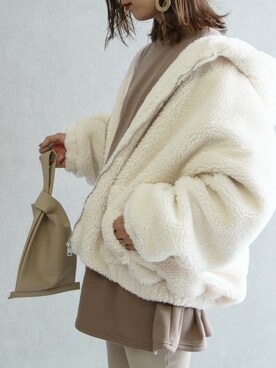 「reca（レカ）のアイテム（その他アウター）」を使った、recastaffさん（レディース・167cm）の秋コーディネート