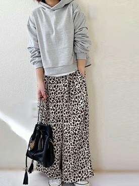 「reca（レカ）のアイテム（パーカー）」を使った、recastaffさん（レディース・150cm）の冬コーディネート