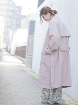 「reca（レカ）のアイテム（トレンチコート）」を使った、recastaffさん（レディース・165cm）の冬コーディネート