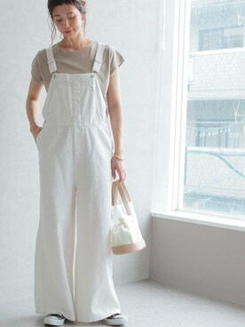 「reca（レカ）のアイテム（サロペット/オーバーオール）」を使った、recastaffさん（レディース・165cm）の春コーディネート
