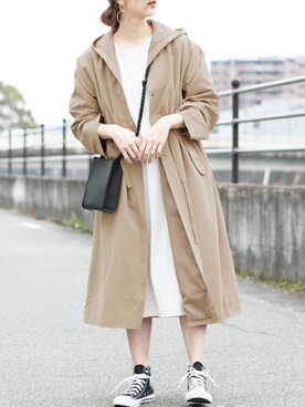 「reca（レカ）のアイテム（トレンチコート）」を使った、recastaffさん（レディース・165cm）の春コーディネート