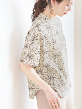「reca（レカ）のアイテム（アクセサリー）」を使った、recastaffさん（レディース・165cm）の春コーディネート