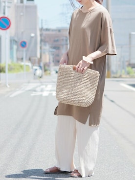 「reca（レカ）のアイテム（バッグ）」を使った、recastaffさん（レディース・165cm）の春コーディネート