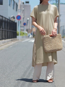 「reca（レカ）のアイテム（バッグ）」を使った、recastaffさん（レディース・165cm）の春コーディネート