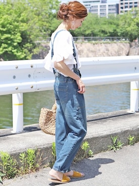 「reca（レカ）のアイテム（サロペット/オーバーオール）」を使った、recastaffさん（レディース・165cm）の春コーディネート