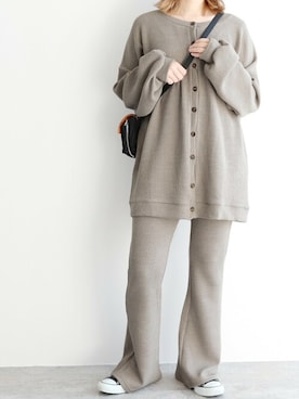 「reca（レカ）のアイテム（レッグウェア）」を使った、recastaffさん（レディース・165cm）の冬コーディネート