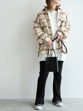 「reca（レカ）のアイテム（その他アウター）」を使った、recastaffさん（レディース・165cm）の冬コーディネート