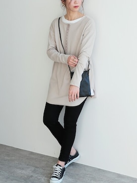 「reca（レカ）のアイテム（チュニック）」を使った、recastaffさん（レディース・165cm）の冬コーディネート