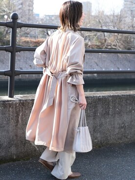 「reca（レカ）のアイテム（トレンチコート）」を使った、recastaffさん（レディース・165cm）の冬コーディネート