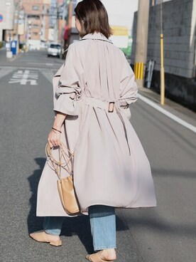 「reca（レカ）のアイテム（トレンチコート）」を使った、recastaffさん（レディース・165cm）の冬コーディネート