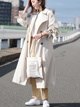 「reca（レカ）のアイテム（トレンチコート）」を使った、recastaffさん（レディース・165cm）の冬コーディネート