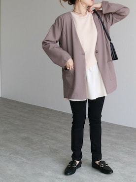 「reca（レカ）のアイテム（ノーカラージャケット）」を使った、recastaffさん（レディース・156cm）の秋コーディネート