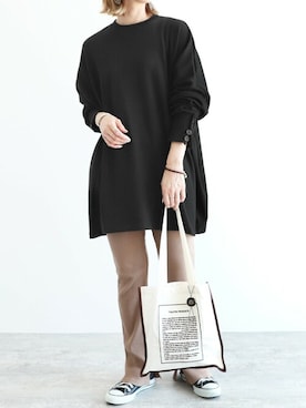 「reca（レカ）のアイテム（レッグウェア）」を使った、recastaffさん（レディース・165cm）の秋コーディネート
