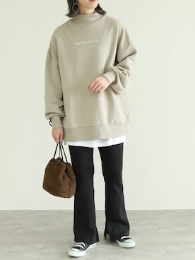 「reca（レカ）のアイテム（レッグウェア）」を使った、recastaffさん（レディース・165cm）の冬コーディネート