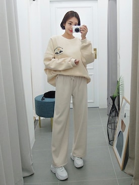 「ルーズフィット」｜「アイテム（スウェット）」を使った、gaensoさん（レディース・165cm）の冬コーディネート