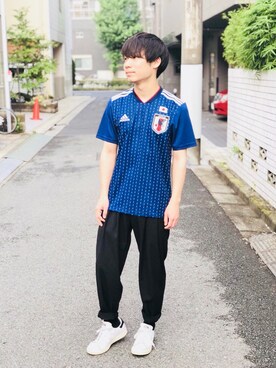 masaさんの「アディダス サッカー日本代表 ホームレプリカユニフォーム半袖」を使ったコーディネート