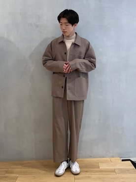 「ジャーマントレーナー」｜「アイテム（カバーオール）」を使った、せっこさん（メンズ・178cm）の冬コーディネート