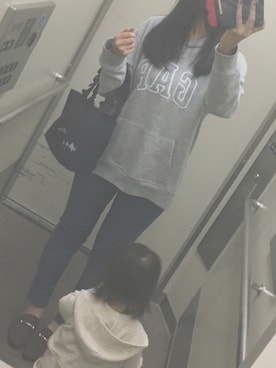 Hitomiさんのコーディネート