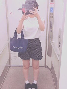 Hitomiさんのコーディネート