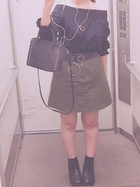 Hitomiさんのコーディネート