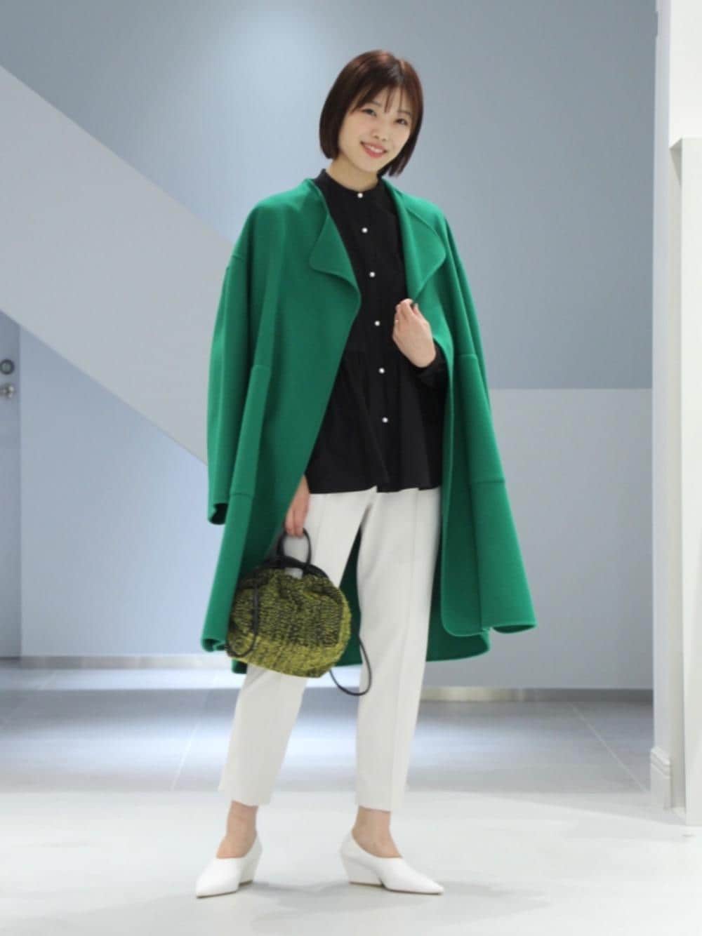 新品 UNITED ARROWS  パールモチーフ ギャザー ブラウス UNITED ARROWS（ユナイテッドアローズ）の「＜UNITED ARROWS＞C