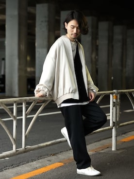 「JUNRED（ジュンレッド）のアイテム（MA-1）」を使った、TOBIさん（メンズ・168cm）の秋コーディネート