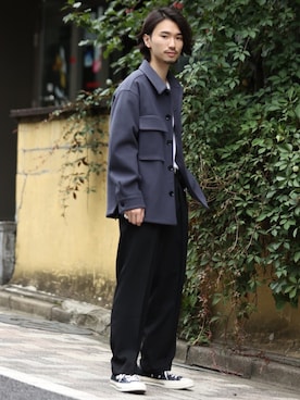 「JUNRED（ジュンレッド）のアイテム（スラックス）」を使った、TOBIさん（メンズ・168cm）の秋コーディネート