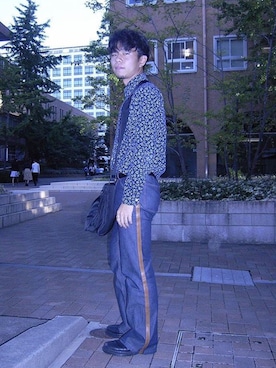 「アイテム（バッグ）」を使った、世も末りょうこさん（メンズ・166cm・10代）の秋コーディネート