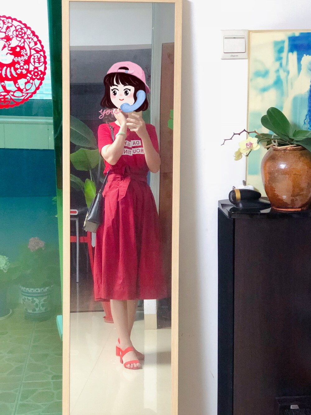 「UNIQLOのアイテム（スカート、レッド系）」を使った、flowerさん（レディース・162cm）の夏コーディネートの1枚目の写真
