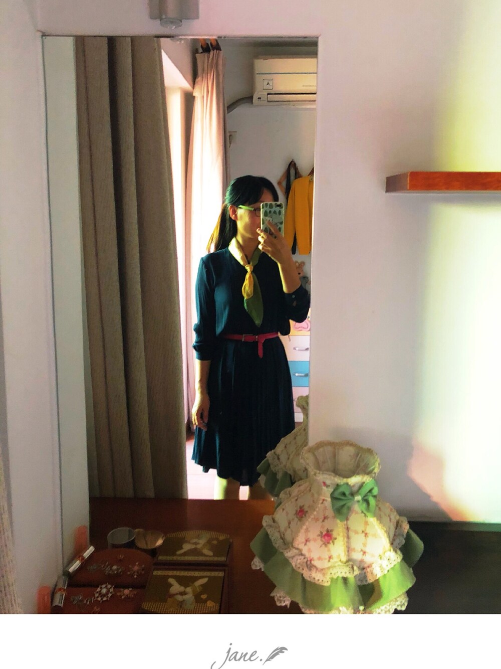 「UNIQLOのアイテム（スカート、ブルー系）」を使った、flowerさん（レディース・162cm）の秋コーディネートの1枚目の写真