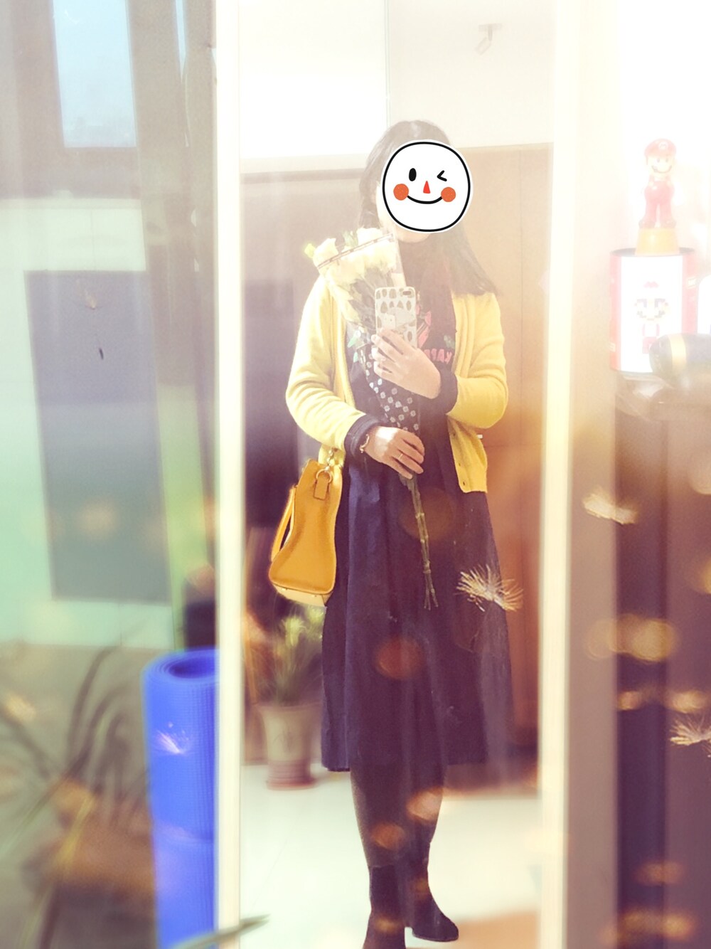 「上班第一天」｜「UNIQLOのアイテム（スカート、ブルー系）」を使った、flowerさん（レディース・162cm）の冬コーディネートの1枚目の写真