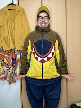 「Levis」｜「アイテム（マウンテンパーカー）」を使った、ノビ山本さん（メンズ・170cm）の冬コーディネート