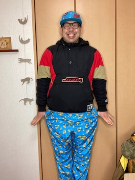 「SANTA CRUZ（サンタクルーズ）のアイテム（キャップ）」を使った、ノビ山本さん（メンズ・170cm）の冬コーディネート