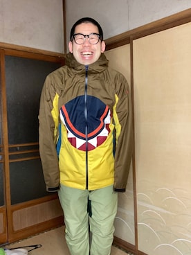 「部屋着」｜「アイテム（ジャケット/アウター）」を使った、ノビ山本さん（メンズ・170cm）の春コーディネート